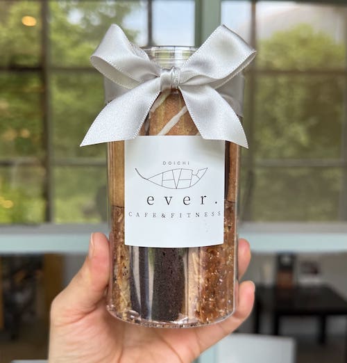 筒入りクッキー